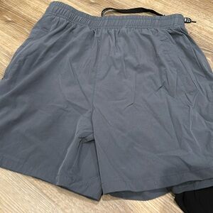 Gray shorts excellent condition